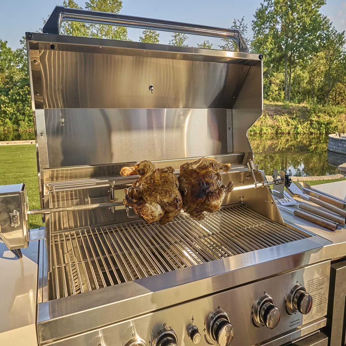 Edgemont Bay Outdoor Kitchen